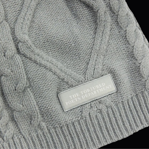 Taylor Swift Soft Gray Cable Knit Cardigan The Tortured Poets Department XS/S - Picture 2 of 9
